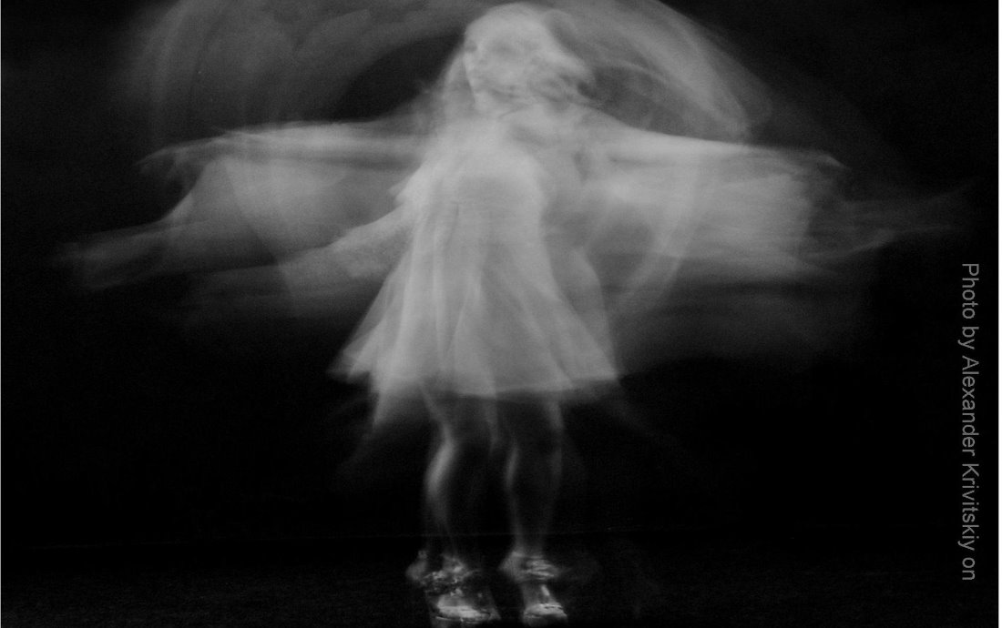 dancer swirling fotor